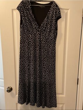 Jones Wear Black Midi Dress with White Polka Dots